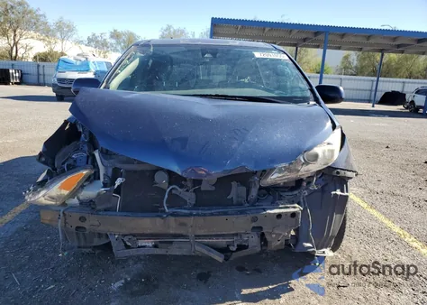 2018 Toyota Sienna Xle из США, поврежденный, VIN 5TDYZ3DC2JS929068